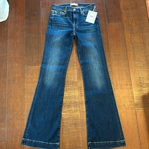 NWT 7 For All Mankind Dojo Flair Jeans, 27 x 33.5
